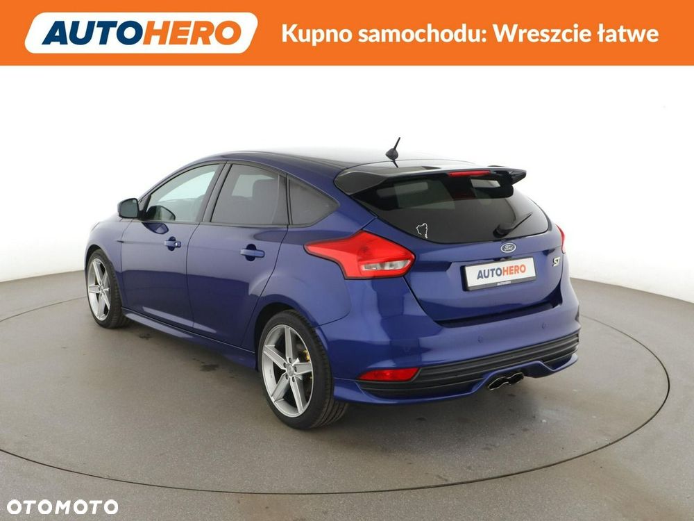 Ford Focus 2.0 EcoBoost ST - 5