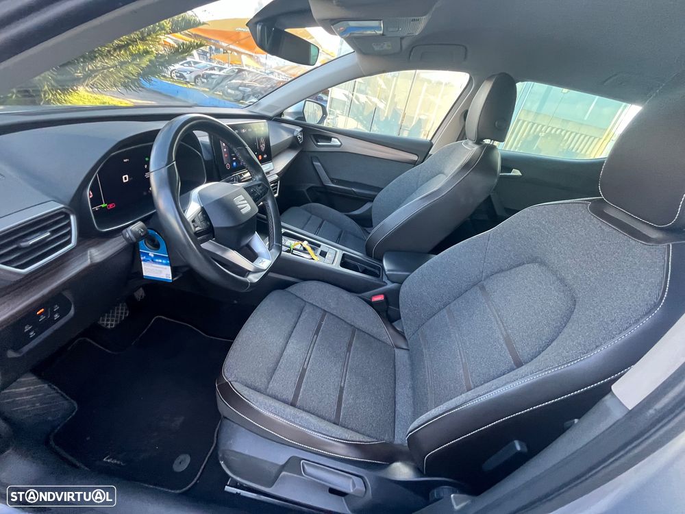 SEAT Leon 1.4 e-Hybrid Xcellence DSG - 23
