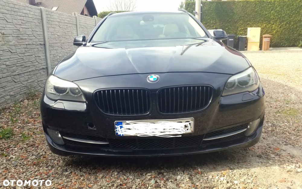 BMW Seria 5 525d - 1