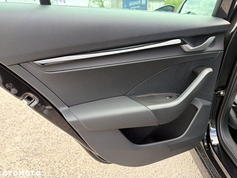 Skoda Octavia 1.5 TSI mHEV Sportline DSG - 23