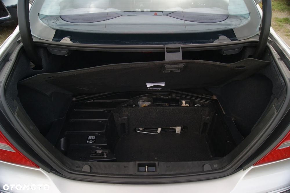 Mercedes-Benz CLK 240 Avantgarde - 29