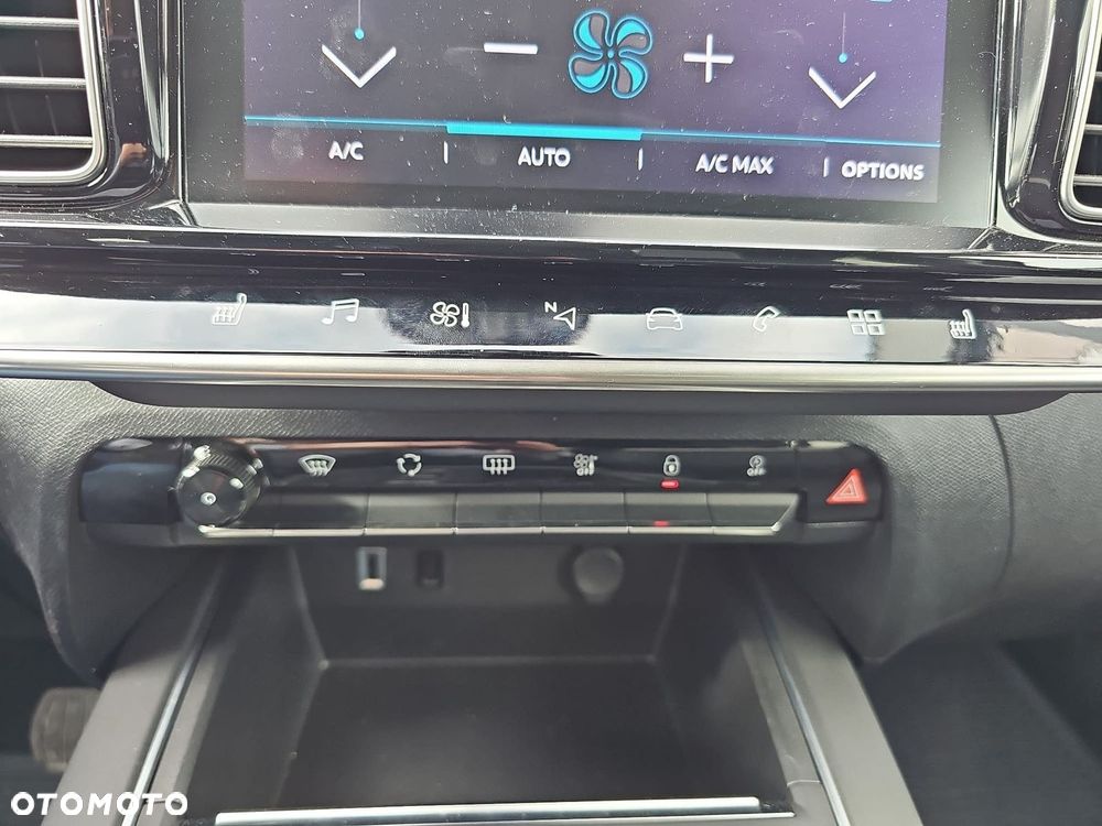 Citroën C5 Aircross 1.2 mHEV Plus eDCT6 - 21