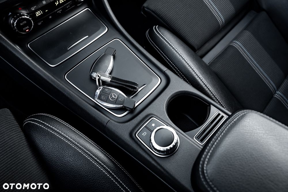 Mercedes-Benz CLA 200 (CDI) d 7G-DCT AMG Line - 35