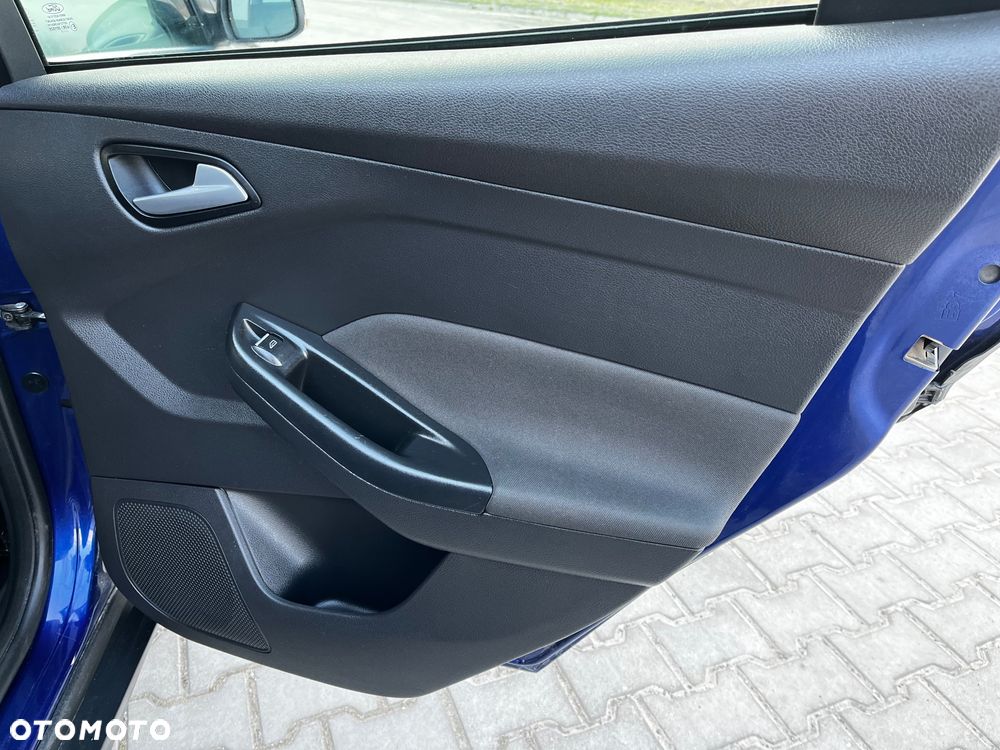 Ford Focus 2.0 TDCi SYNC Edition ASS - 18