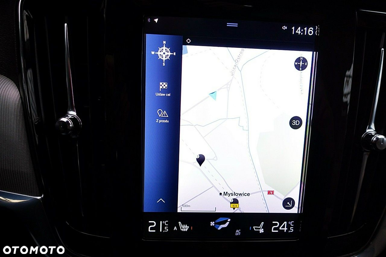 Volvo V90 Cross Country - 22