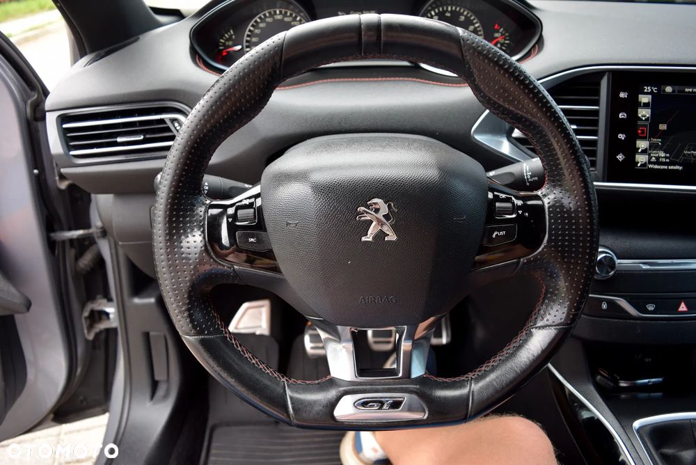 Peugeot 308 1.6 e-THP GT S&S - 20