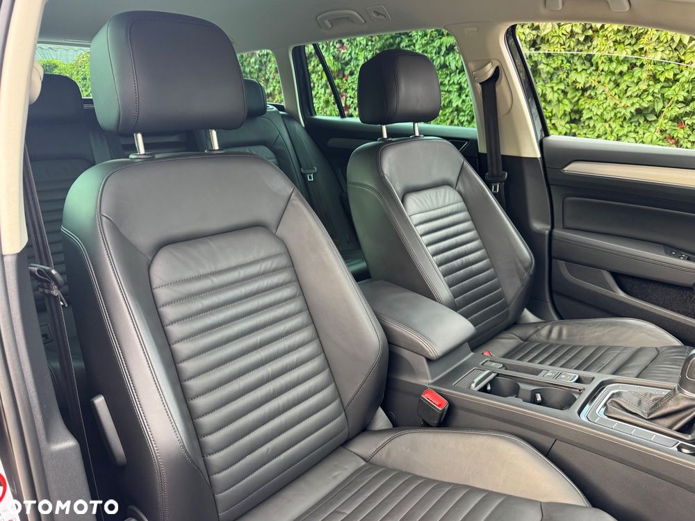 Volkswagen Passat 2.0 TDI SCR DSG Highline - 14