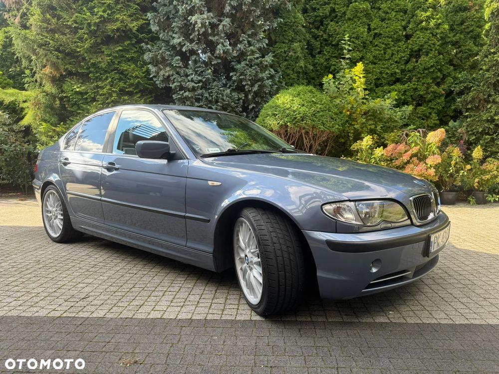 BMW Seria 3 330i - 6
