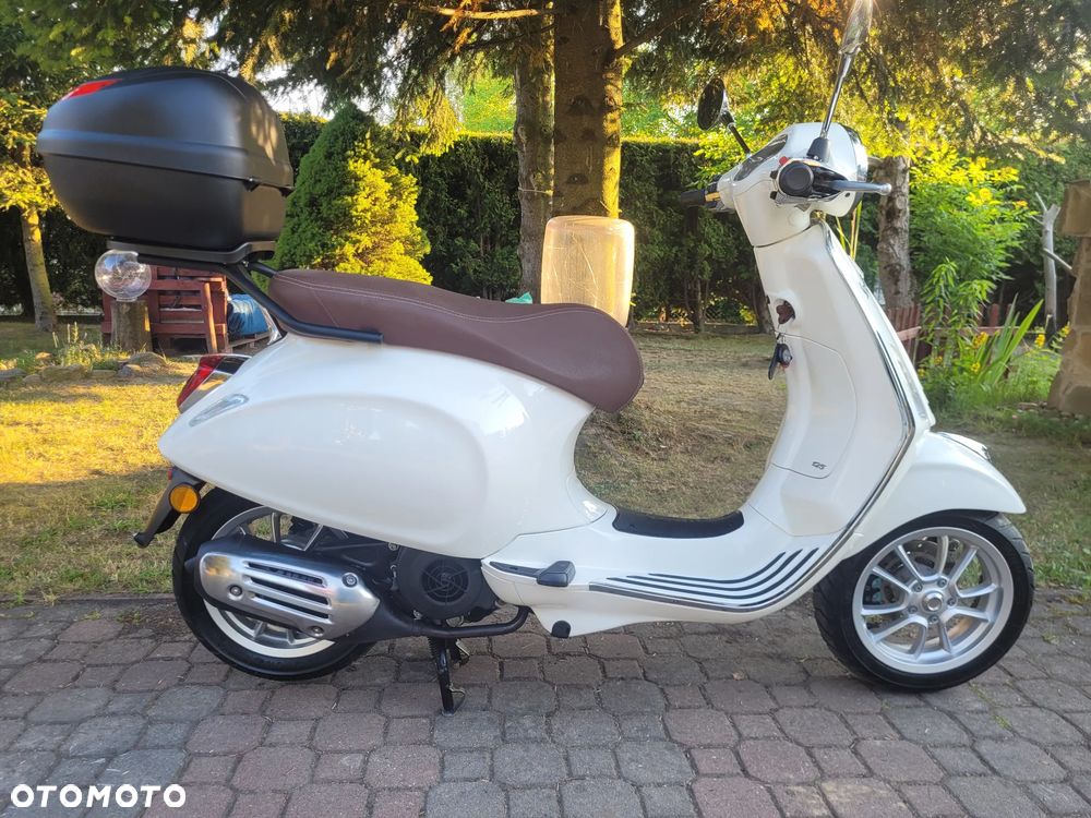 Piaggio Vespa - 1