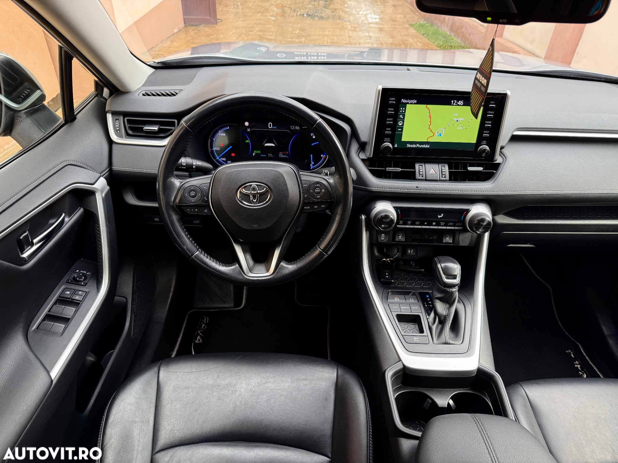 Toyota RAV4 - 13