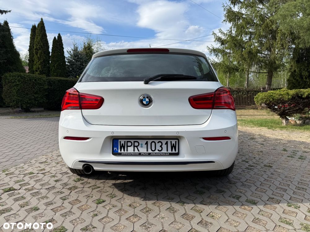 BMW Seria 1 118d Sport Line - 5