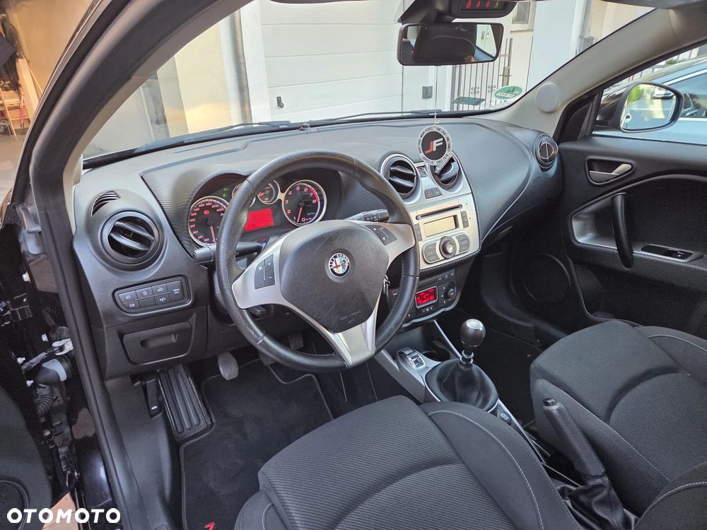 Alfa Romeo Mito 1.4 MultiAir Distinctive - 11