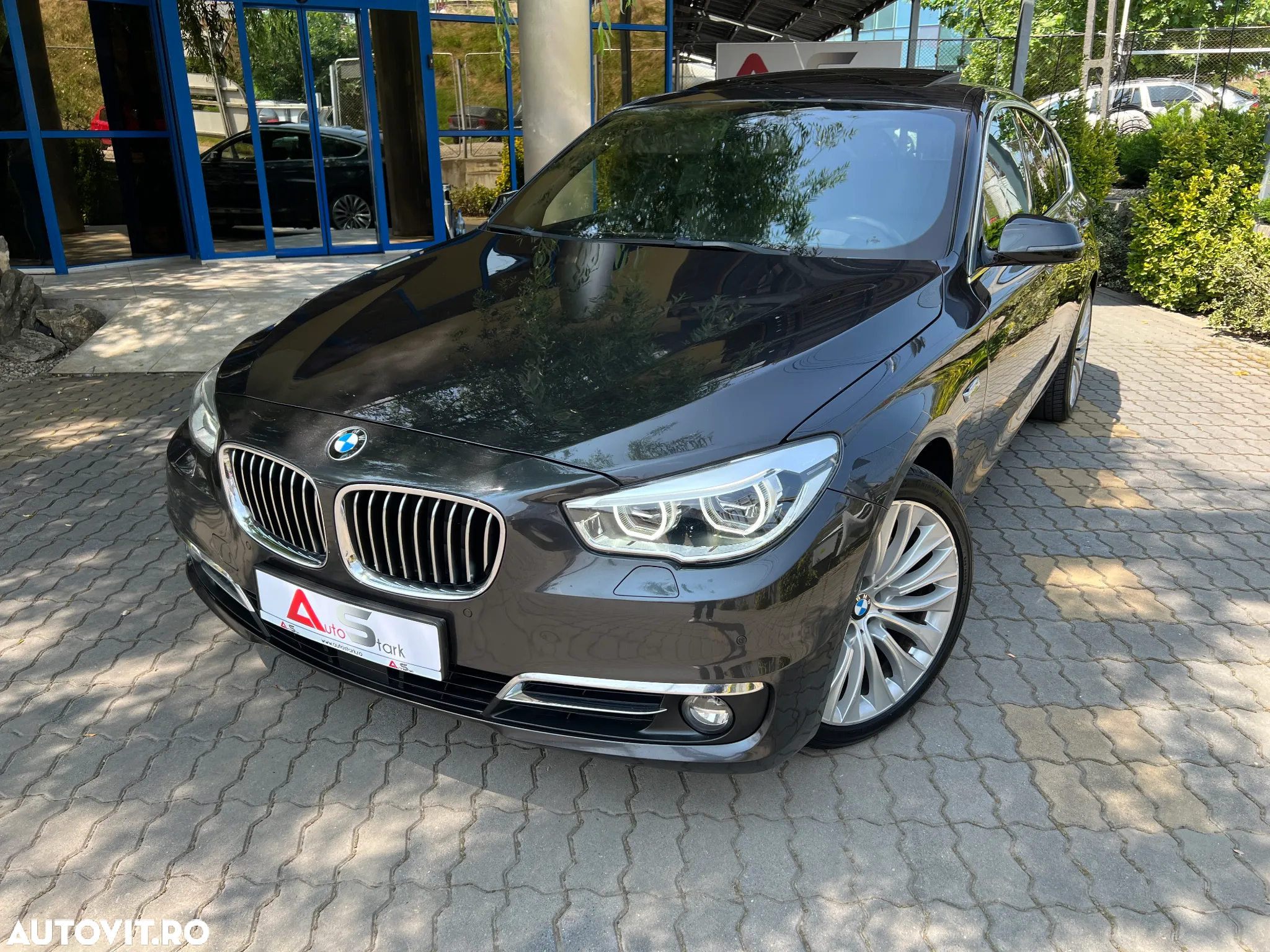 BMW Seria 5 520d Gran Turismo Aut. Luxury Line - 9