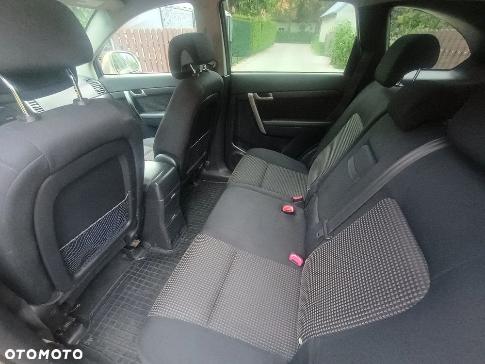 Chevrolet Captiva 2.4 LS - 13
