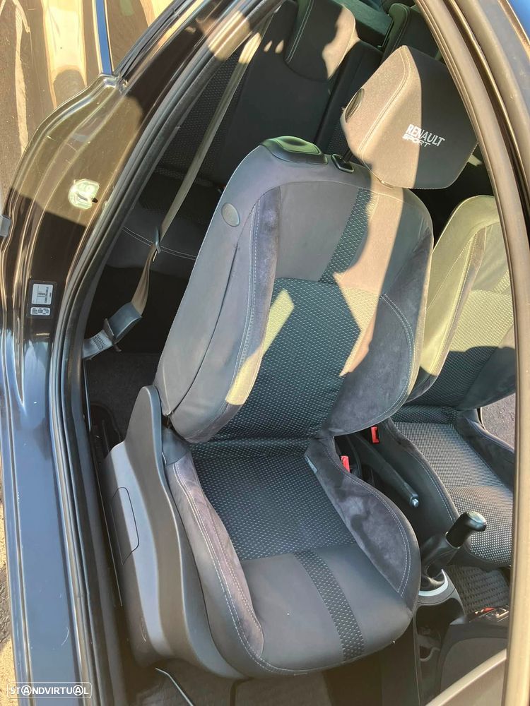 Renault Clio 1.5 dCi Dynamique - 4