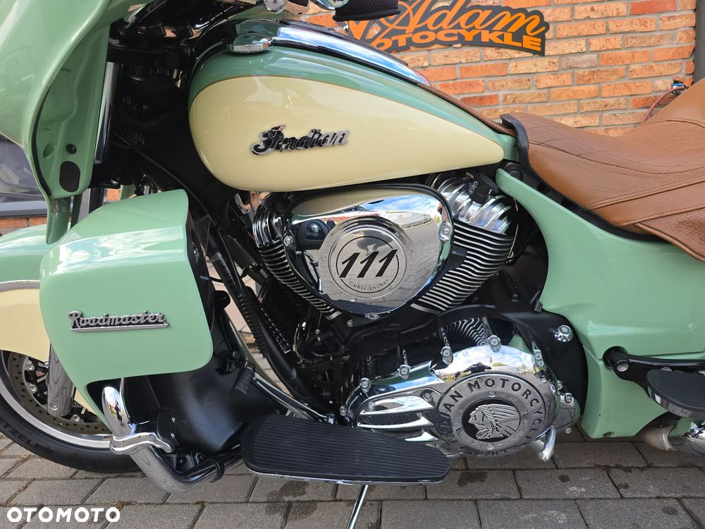 Indian Roadmaster - 27