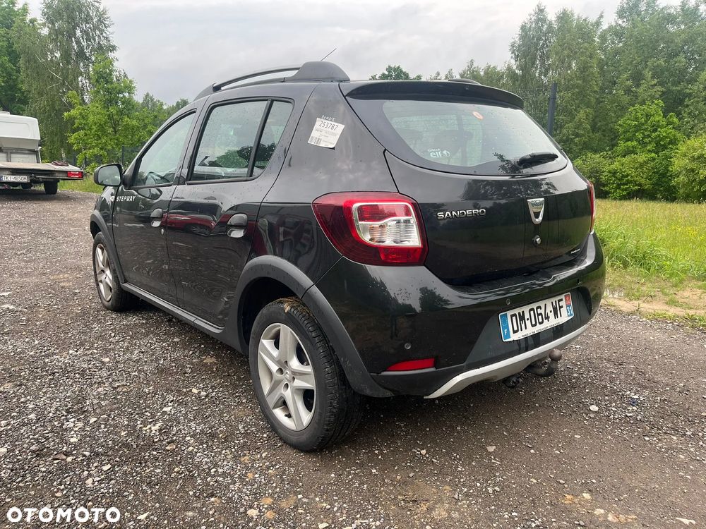 Dacia Sandero Stepway dCi 90 (S&S) Celebration - 4