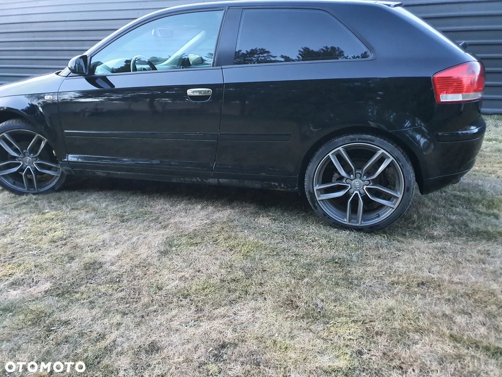 Audi A3 3-drzwiowe 1.9 TDI Ambition - 3