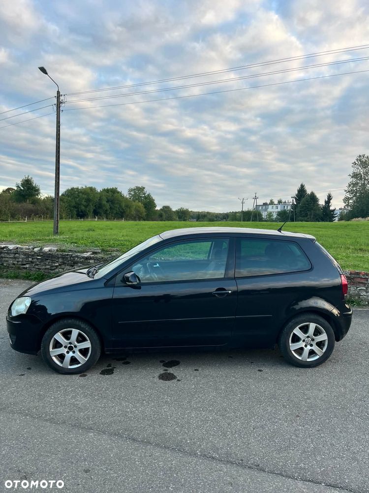 Volkswagen Polo 1.4 16V Comfortline - 5