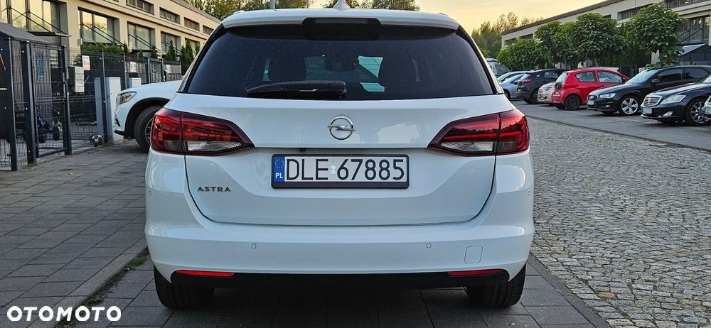Opel Astra 1.6 D Start/Stop Dynamic - 39