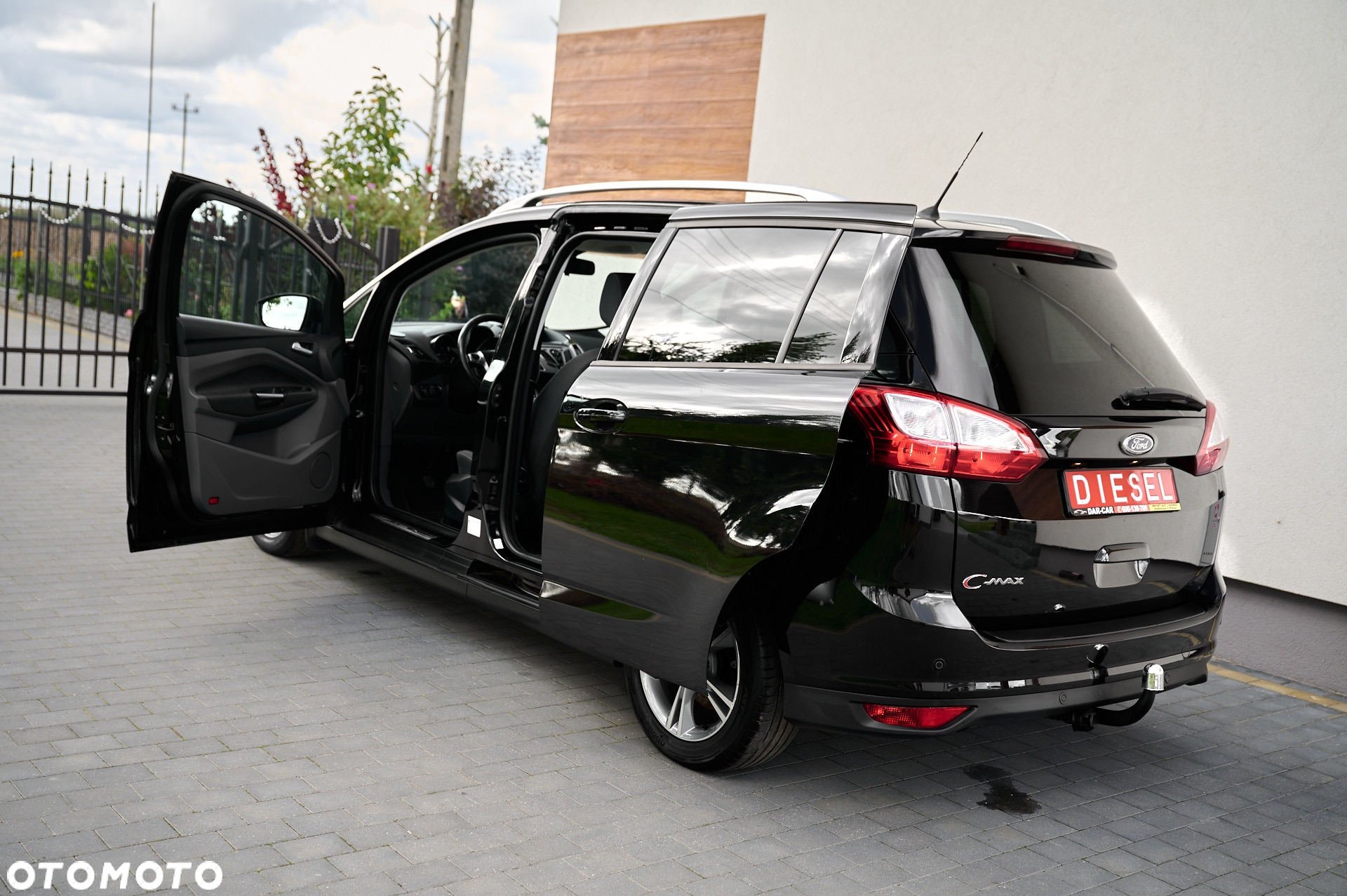 Ford Grand C-MAX - 21
