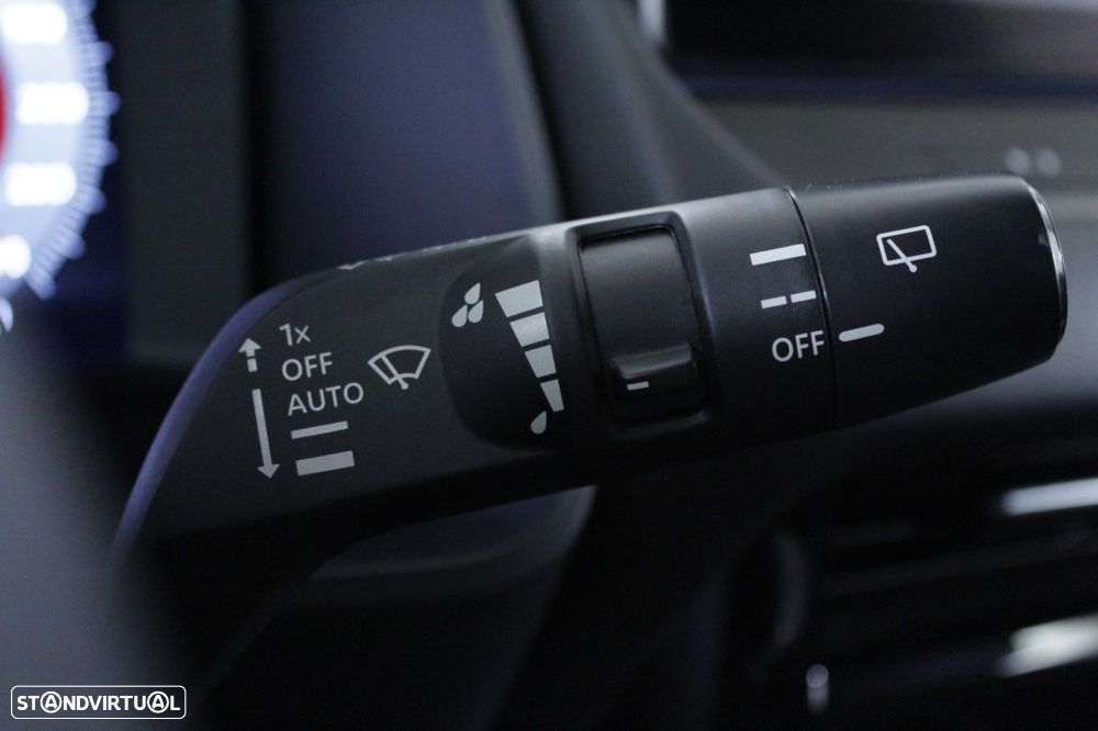 Nissan Qashqai 1.3 DIG-T N-Connecta LED - 26