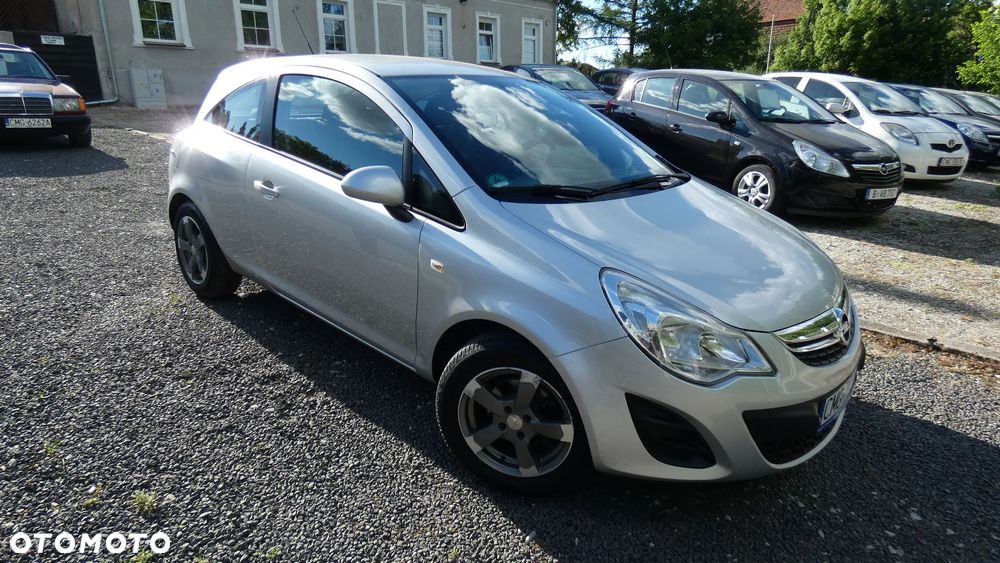 Opel Corsa 1.2 16V Enjoy - 1