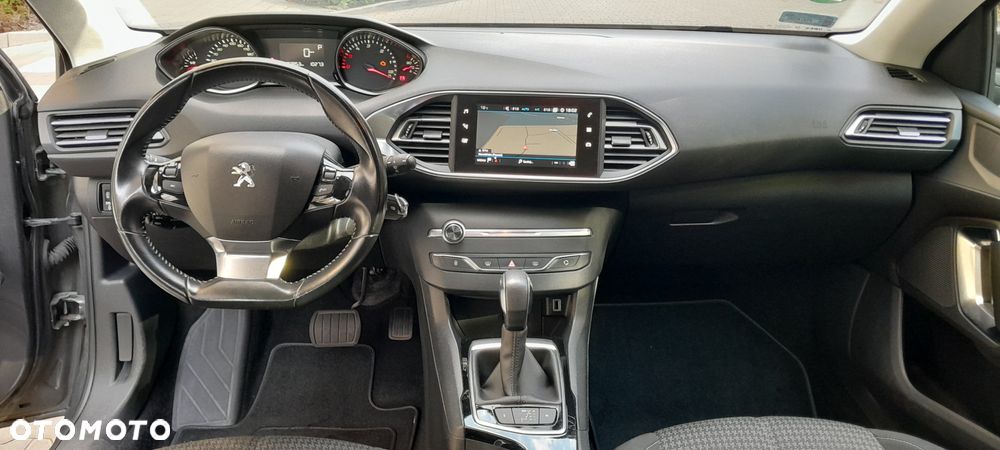 Peugeot 308 1.6 BlueHDi Active S&S EAT6 - 20