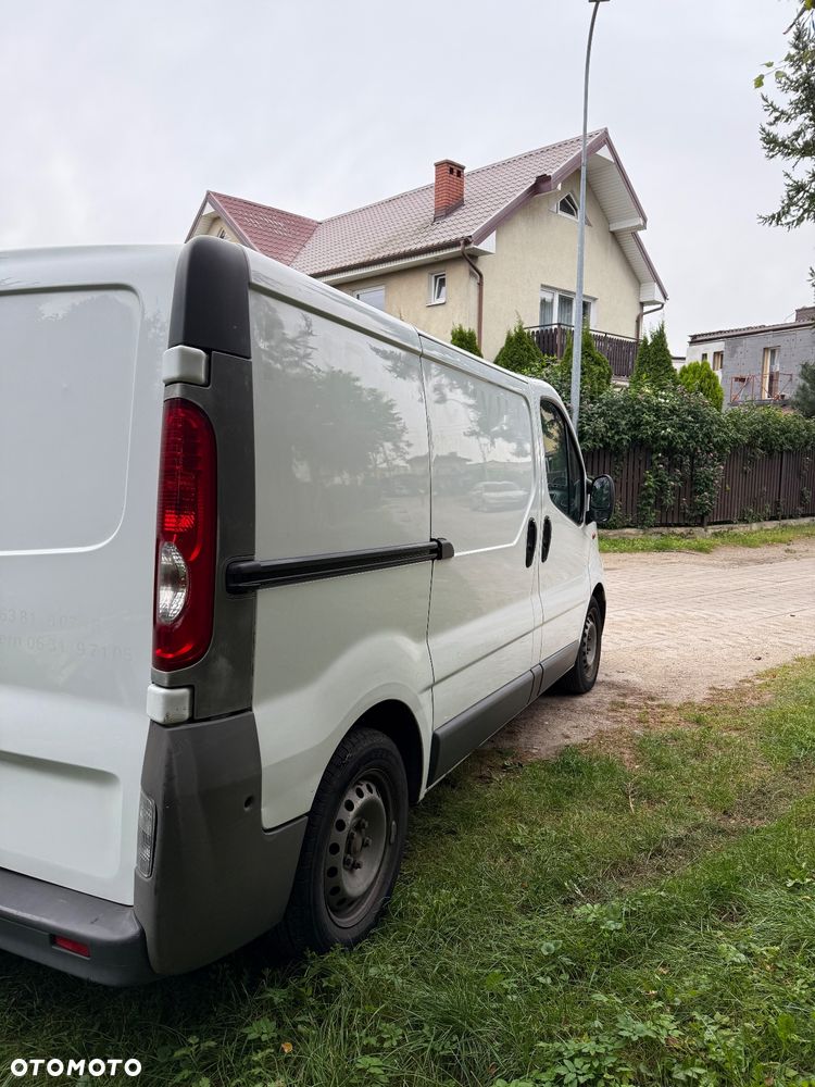 Opel Vivaro - 6