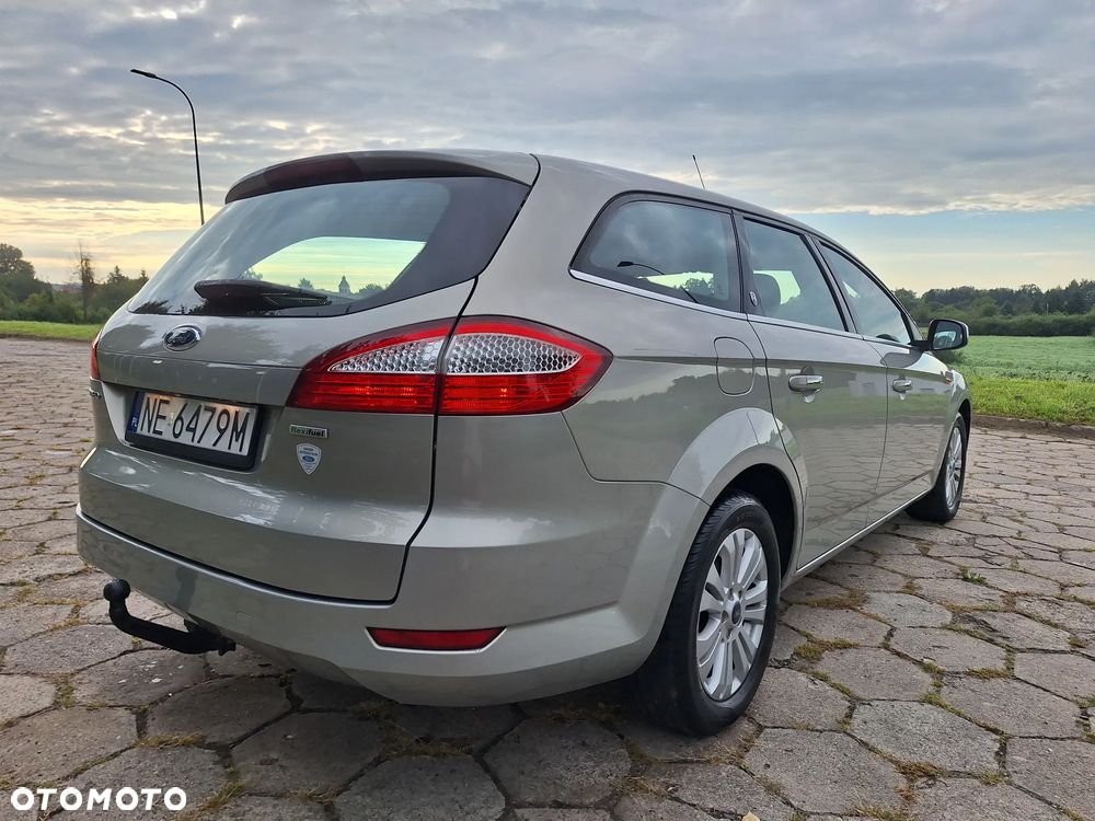 Ford Mondeo 2.0 Ghia Executive - 3