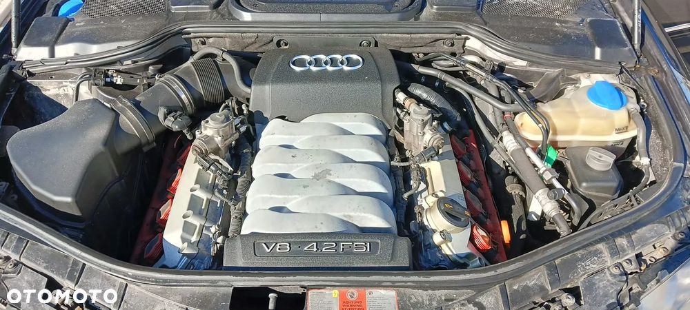 Audi A8 4.2 FSI Quattro - 6