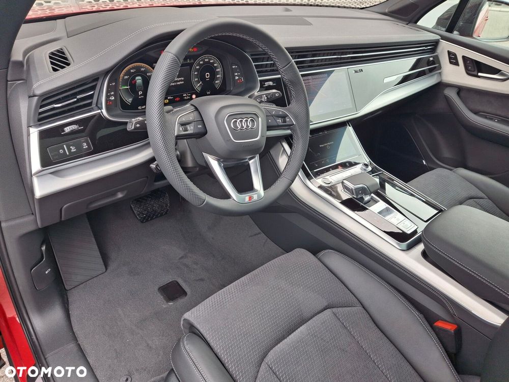 Audi Q7 - 11