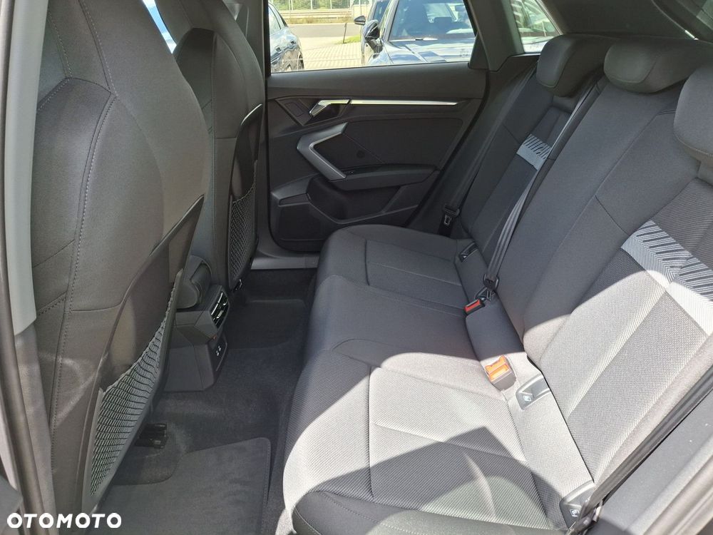 Audi A3 Sportback - 16