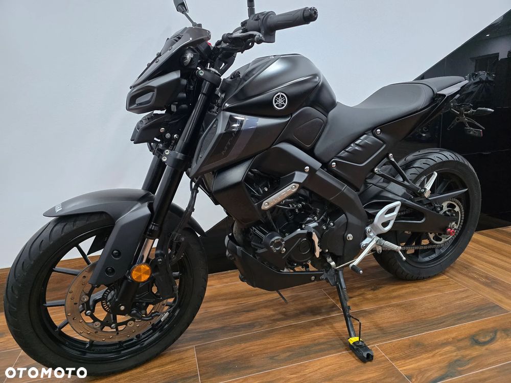 Yamaha MT - 4