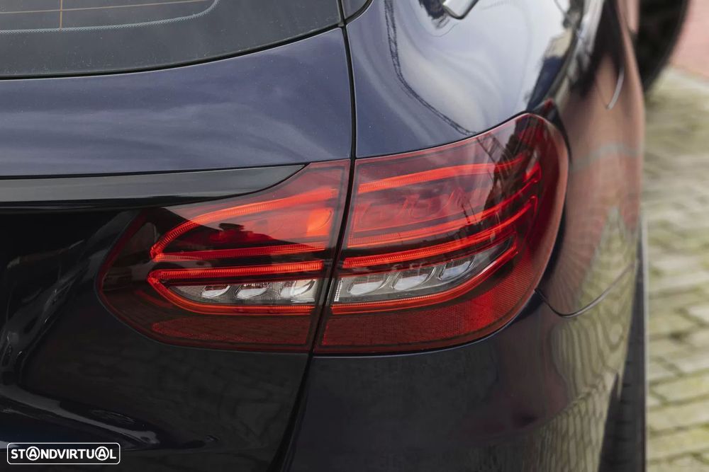 Mercedes-Benz C 180 - 34