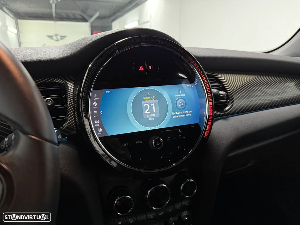 MINI 3 Portas Cooper SE Resolute Edition - 29
