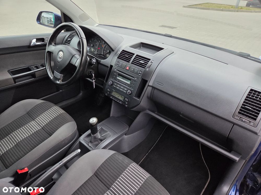 Volkswagen Polo - 19