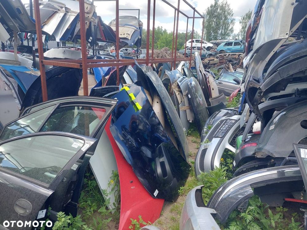 KOMPLETNY PRZÓD MASKA ZDERZAK PAS PRZEDNI LAMPY VOLKSWAGEN GOLF V LC9Z - 15