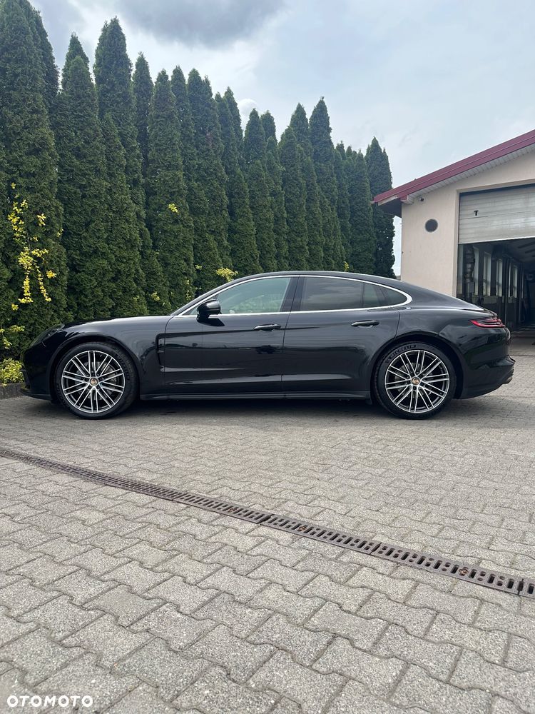 Porsche Panamera 4S - 6