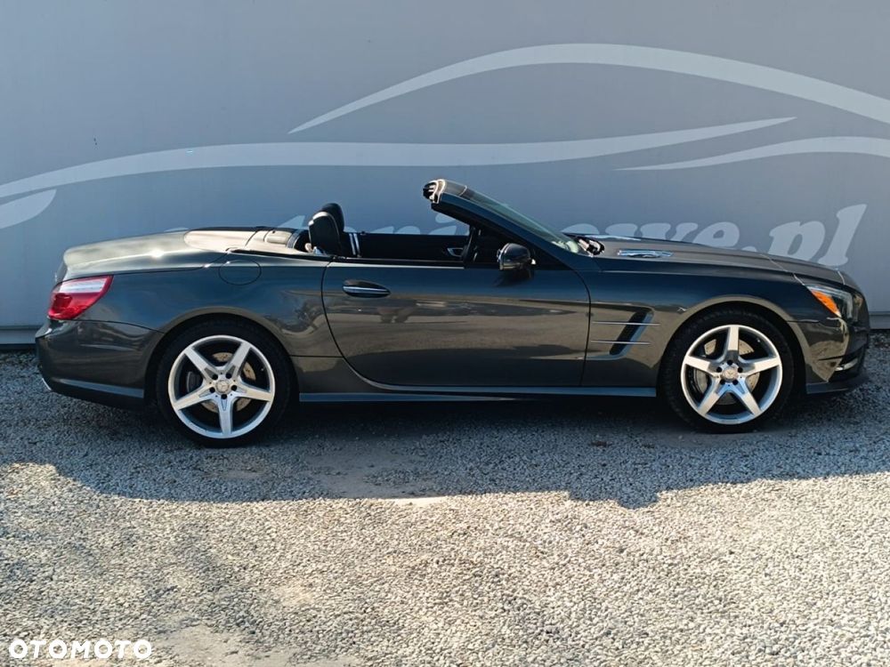 Mercedes-Benz SL - 12