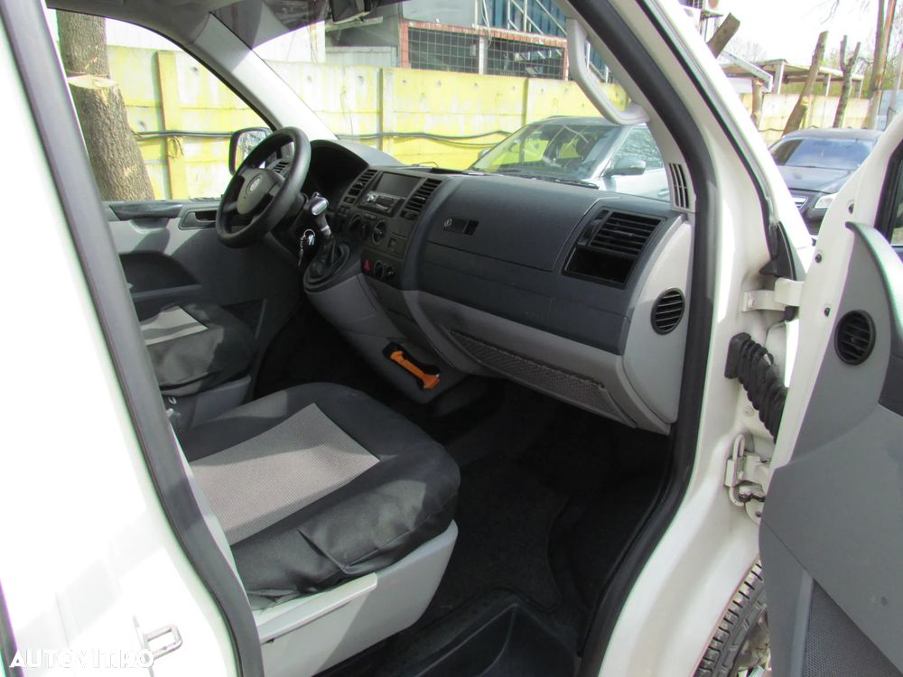 VOLKSWAGEN Transporter 2009 — imagine 9