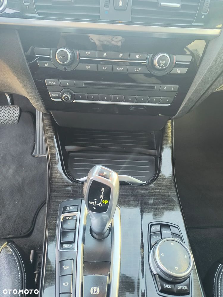 BMW X3 xDrive28i xLine sport - 14