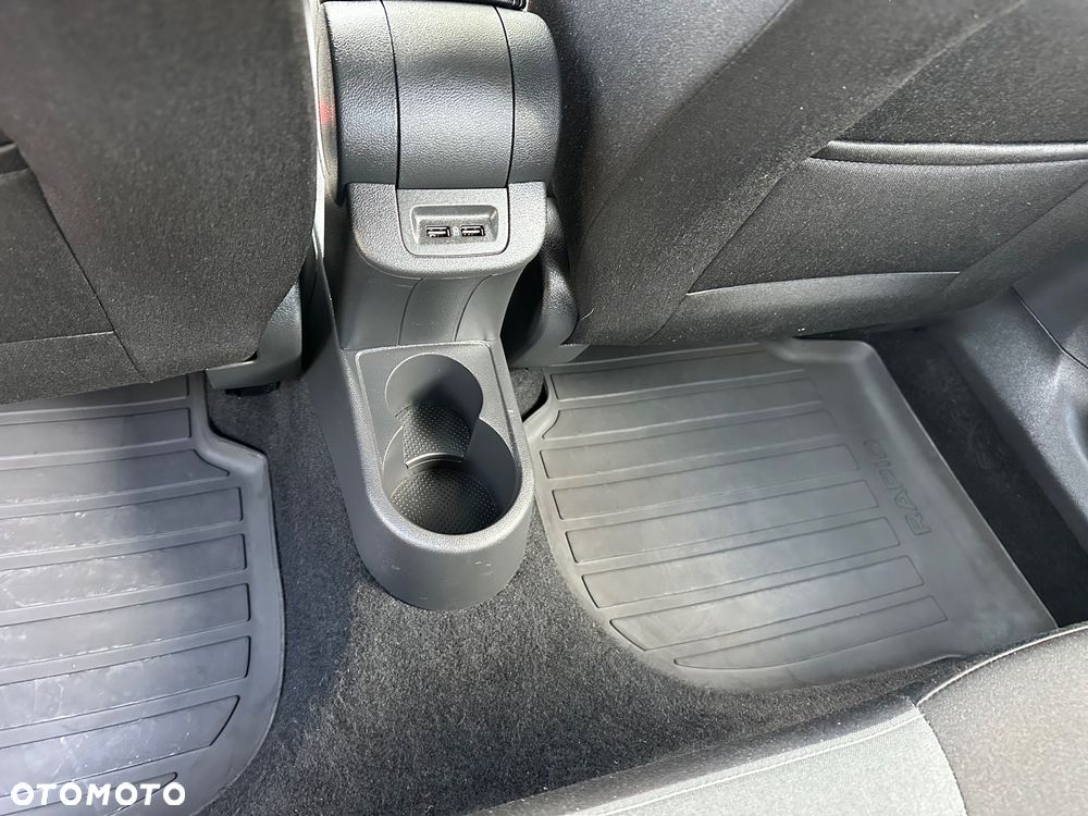 Skoda RAPID 1.0 TSI Style - 18