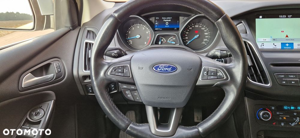 Ford Focus - 17