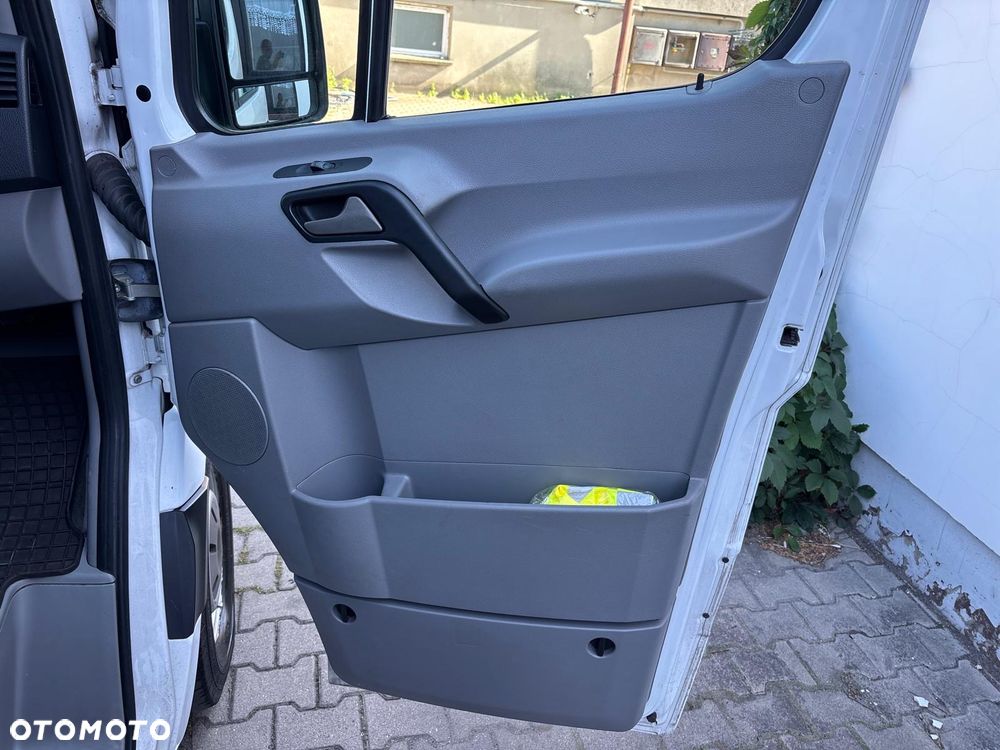 Mercedes-Benz SPRINTER - 22
