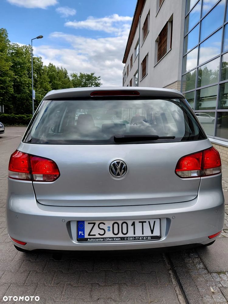 Volkswagen Golf 1.6 TDI BlueMotion Technology DSG Comfortline - 4