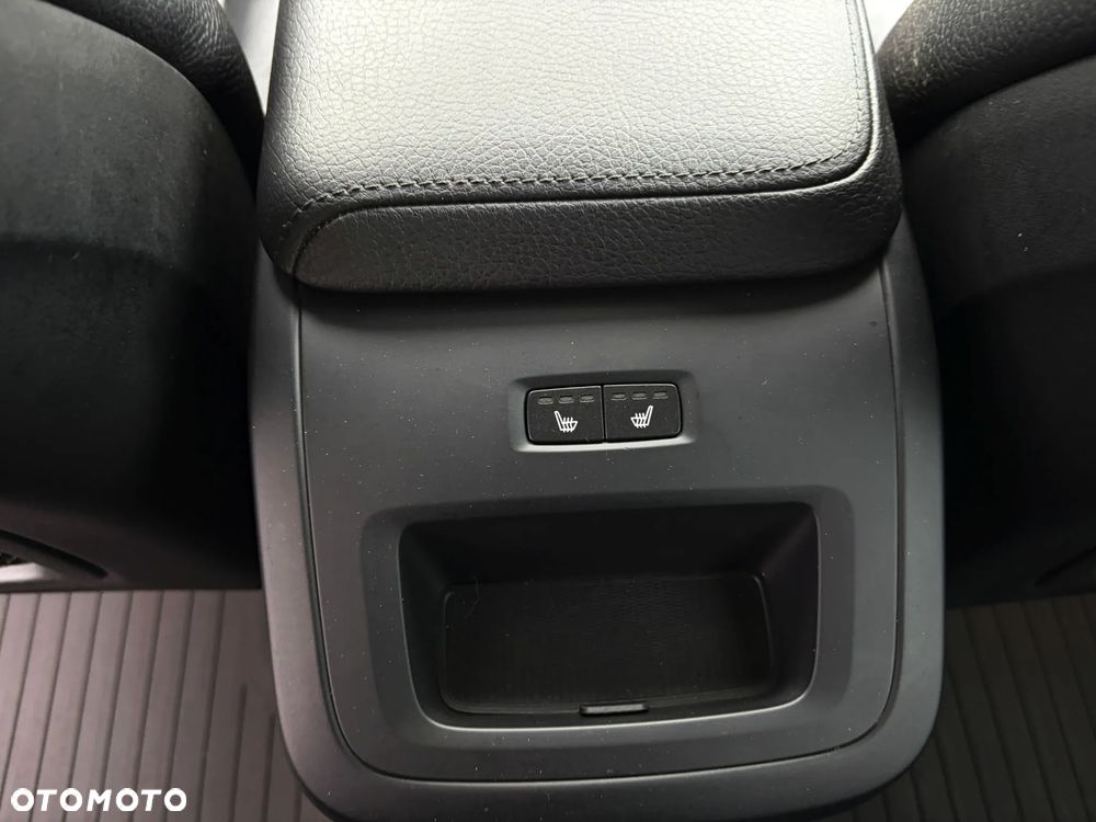 Volvo XC 60 D4 SCR Inscription - 34