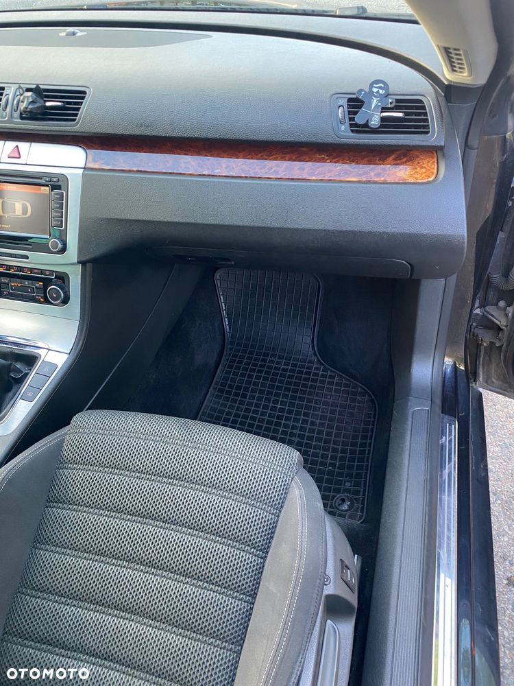 Volkswagen Passat CC - 8