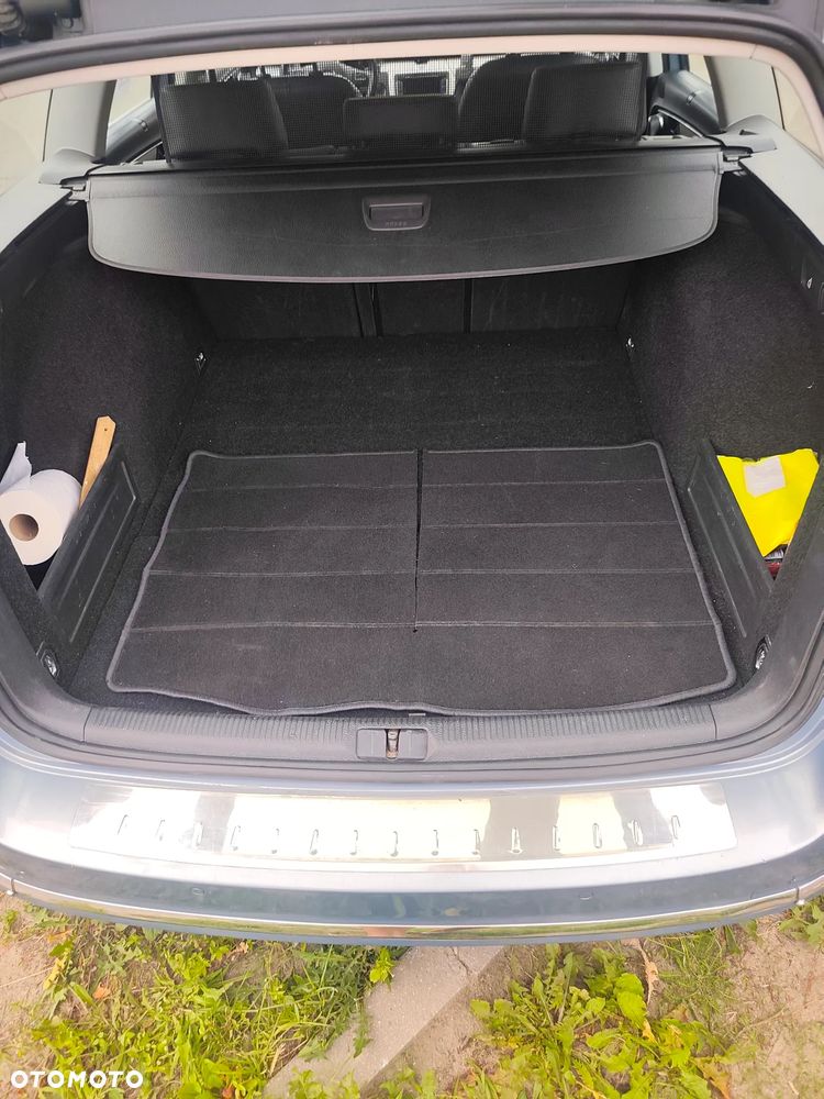 Volkswagen Passat ver-2-0-tdi-highline-r--style - 12