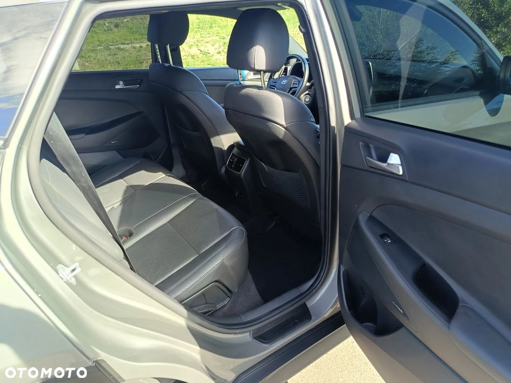 Hyundai Tucson - 10